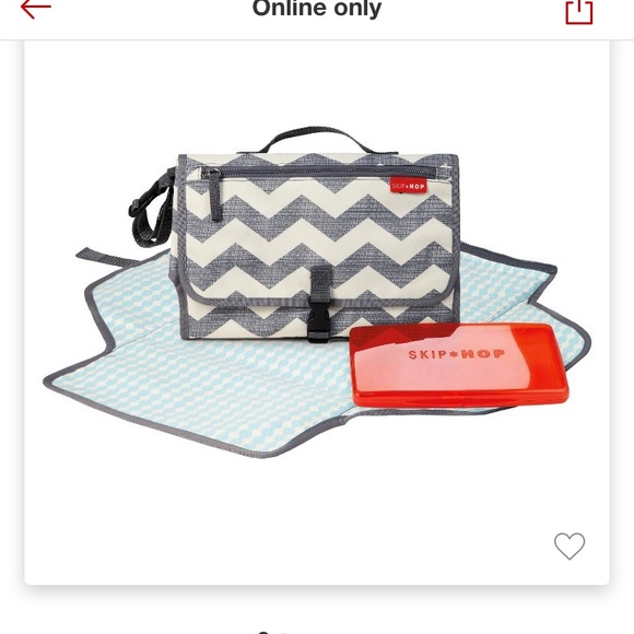 Skip Hop Chevron Diaper Clutch and Changing Station with Wet Dry Bag - Picture 10 of 10